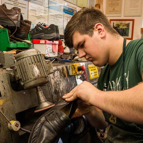 Schuhmacher Ausbildung Berlin